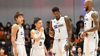 三遠ネオフェニックスの河村勇輝がプロ初先発で24得点、五十嵐圭とのマッチアップで奮闘するも追撃及ばず惜敗