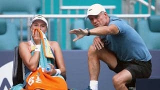 マレーの義父、寿司の食べ過ぎで倒れた会場にカムバック