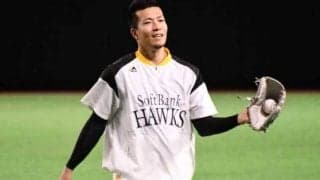 鷹のエース千賀、キャンプ初日は別メニュー調整　右ふくらはぎに張り