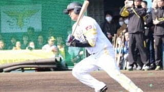鷹ドラ1佐藤＆ドラ5柳町が鮮烈デビュー！　シート打撃で“プロ初打席初安打”の共演