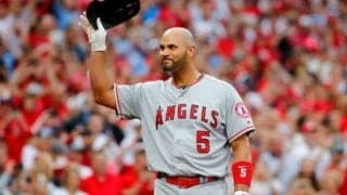 プホルスもお手上げ　女子ソフト選手の驚愕ライズボールに「MLBでも登板するべき！」