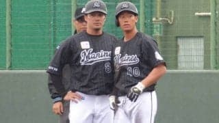 ロッテ31歳伊志嶺コーチ「脳みそフル回転です」　ペン＆メモ用紙を手に奮闘中