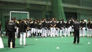 野村克也氏の“後輩” 鷹ナインが練習前に黙祷捧げる　宮崎キャンプ第3クール2日目