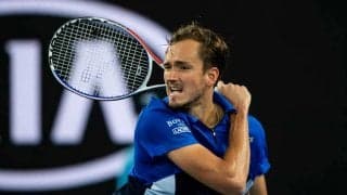 メドベージェフ 誕生日を祝えず。メープルシロップで好調のポスピショルに屈する