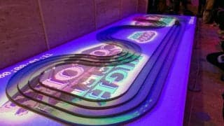 光と映像、音で彩るミニ四駆　ソニーのテクノロジーを用いたコースが渋谷に登場