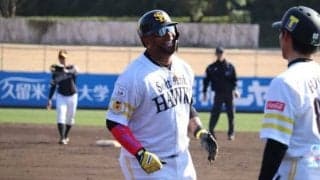 鷹バレンティン「あれはバントの練習」　初実戦は無安打、アンラッキーな凡打も…