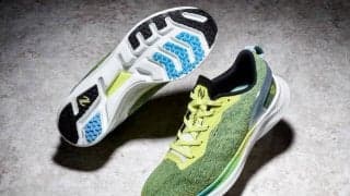 トランポリンユニットで360度動けるトレーニングシューズ「NEULON」発売