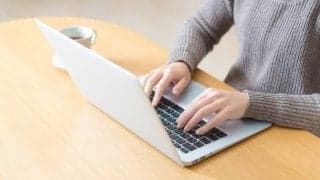 あなたは大丈夫？座りすぎによる健康リスクを知ろう