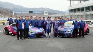 スバル、富士スピードウェイでWRX STIとBRZ GT300をテスト