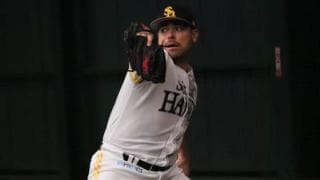 鷹のカーテン発動　新助っ人ムーアのライブBPが非公開の訳「情報は少ない方が有利」