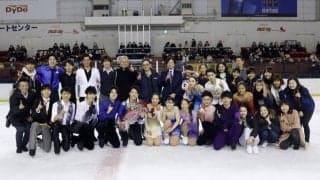 最高のラストスケーティングを披露／明治×法政　ＯＮ　ＩＣＥ