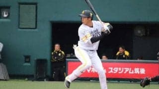 鷹・柳田、実戦復帰は2打席連続四球　スイング一度だけ　内川は2打席とも外野フライ