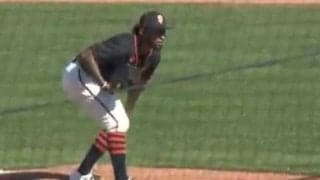 【MLB】ファンも苛立つ投球フォーム　ジャイアンツ投手の“ダンス投法”動画に「心配になる」