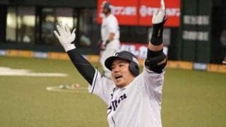 西武山川、無観客の左翼席へ「どすこい！」　今季本拠地初戦で豪快3号2ラン