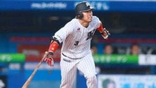 どうやって打ったの？　規格外の“悪球打ち”No1にファン「銀次と角中は外せない」