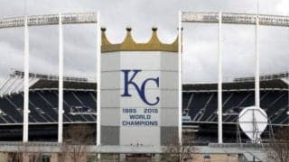 【MLB】置きティーで遠くのバスケゴールへ3Pシュート…　ミラクル打撃に米衝撃「お見事」