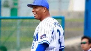 DeNAが選手の”リフティング対決”を公開　ロペスの意外な特技にファン驚き「めっちゃ上手い」