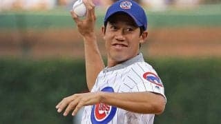 錦織がダルビッシュ所属のカブスの始球式に登場。肘の回復は順調か