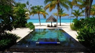 テニス選手に何故か大人気のモルディブ。チチパス「まるでプレーヤーズラウンジ」