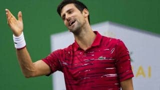 ジョコビッチ 試合直前にハプニング。 神対応も、少女の緊張をほぐせず