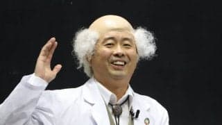 「誕生日に緊急事態宣言」の河本準一  お笑い“卓球ラリー”を披露