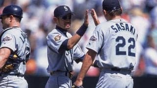 【MLB】大魔神・佐々木は「史上最高の抑え投手」　イチローとの懐かしの2S写真に再脚光