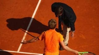 疑惑の判定にゴファンが怒り爆発。クレーのナダルにリードも【2017年モンテカルロ】