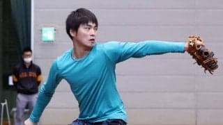 巨人・沼田のど迫力ブルペン映像　支配下期待の右腕の「糸を引くようなストレート」