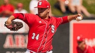 【MLB】新型コロナの心配ないけど…若手左腕の“海中投球”に突っ込み殺到「グラブはダメ」