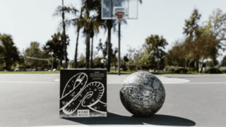 コービー・ブライアントとSPALDINGのコラボボールが本日より販売開始