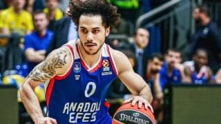 ユーロリーグで活躍中のシェーン・ラーキンがトルコのチームと2年の延長契約！