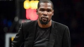 「ガードしようがない」「すごく効率的」。ネッツのチームメートがKDのすごさを実感