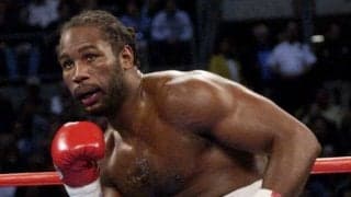 「何かを破壊する音だ」　19年前のヘビー級、ルイスの“無残な往復フック”に再興奮