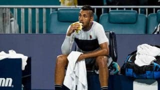 テニス選手の\"90秒の孤独\"チェンジオーバーをイラストで動画化