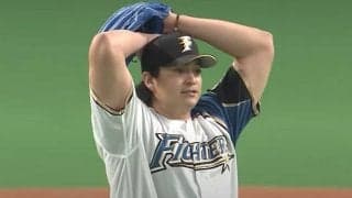 【球界名場面】鳴呼、勘違い…　日本ハム西川が犯した“顔面蒼白”のファンサービス