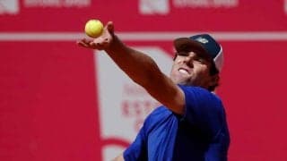 予測不能？信じられない軌道を描いたサービスエース【2019年エストリル珍プレー】