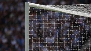 【名珍場面特別編】 こんなPK見たことない!?　奇抜すぎる“キック後”にSNS爆発「これは一体なに…」