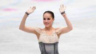 大人かわいいザギトワ、“ゴージャス自撮り”に10万超大反響「地球外から来た美少女」