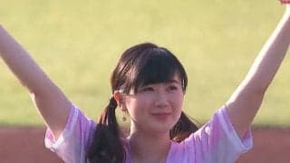 【始球式名場面番外編】福原愛さんの登場に台湾熱狂　母の日ピンク一色のツインテール始球式