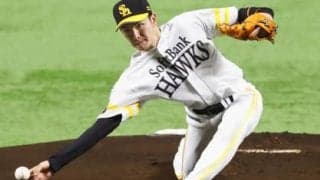 高橋礼が阿部慎之助に投じたインハイ。135キロ直球にアンダーハンドの真髄を見た