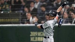 【名珍場面特別編】  イチローとエイミーさん、引退試合で撮られた“感動写真”に米反響「涙が溢れるよ」