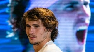 ズベレフ、美人モデル彼女とヨリを戻す？