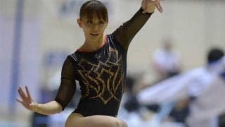 田中理恵の頭が足首にピタリ　柔らかすぎる前屈に反響「ヒトって二つ折りになるの？」