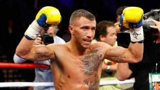 ロマチェンコはノーガードでも被弾なし　超絶技巧の“異次元ディフェンス集”に反響