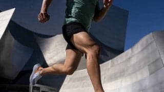 ホカ オネオネ、カーボンプレートを搭載したランニングシューズ「CARBON X SPE」発売