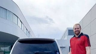 アレックス・カーク、クルマのサブスク「KINTO」で“ランクル”をゲット