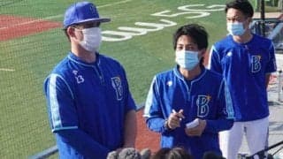 DeNA新助っ人オースティン、美人妻のアシストで猛爆　「メイビー初めて」の場外弾