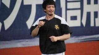 前日頭部死球で交代の鷹・松田宣は別メニューで練習　3日と4日は欠場も表情は明るく