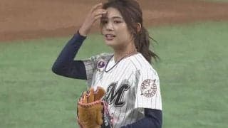 【始球式名場面】美女が96キロの剛球を披露！　坪井ミサトさんの背中を通過する“攻め投球”