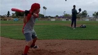 “子どもマダックス”は「将来のトラウト」　快音連発＆痛快バット投げ動画にファン断言